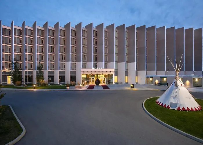 Grey Eagle Resort